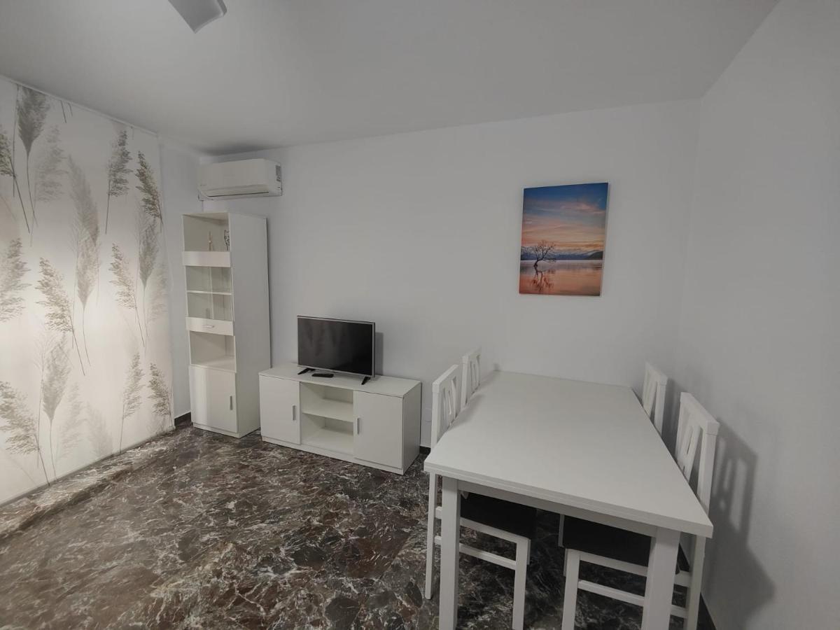 Апартаменты Vivienda En El Centro Historico Con Ascensor Хаэн Экстерьер фото